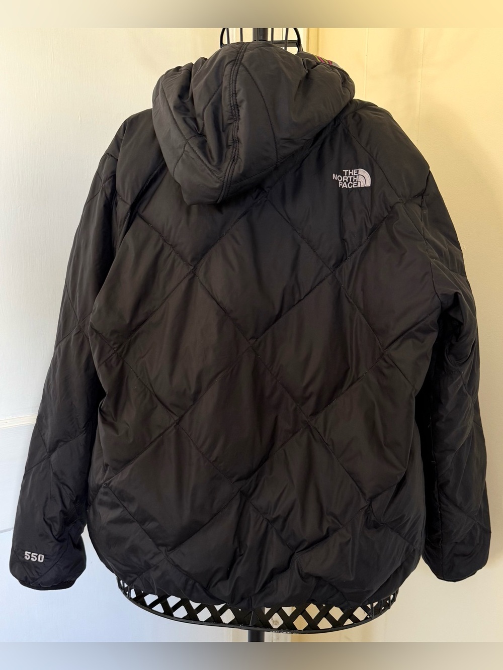 The North Face Girls Reversible 550 Down Puffer Jacket | Plaid Hooded Size XL - Picture 2 of 6